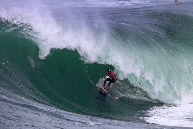 Itacoatiara Big Wave 2022, Laje do Shock, Niterói (RJ). Foto: Tony D'Andrea.