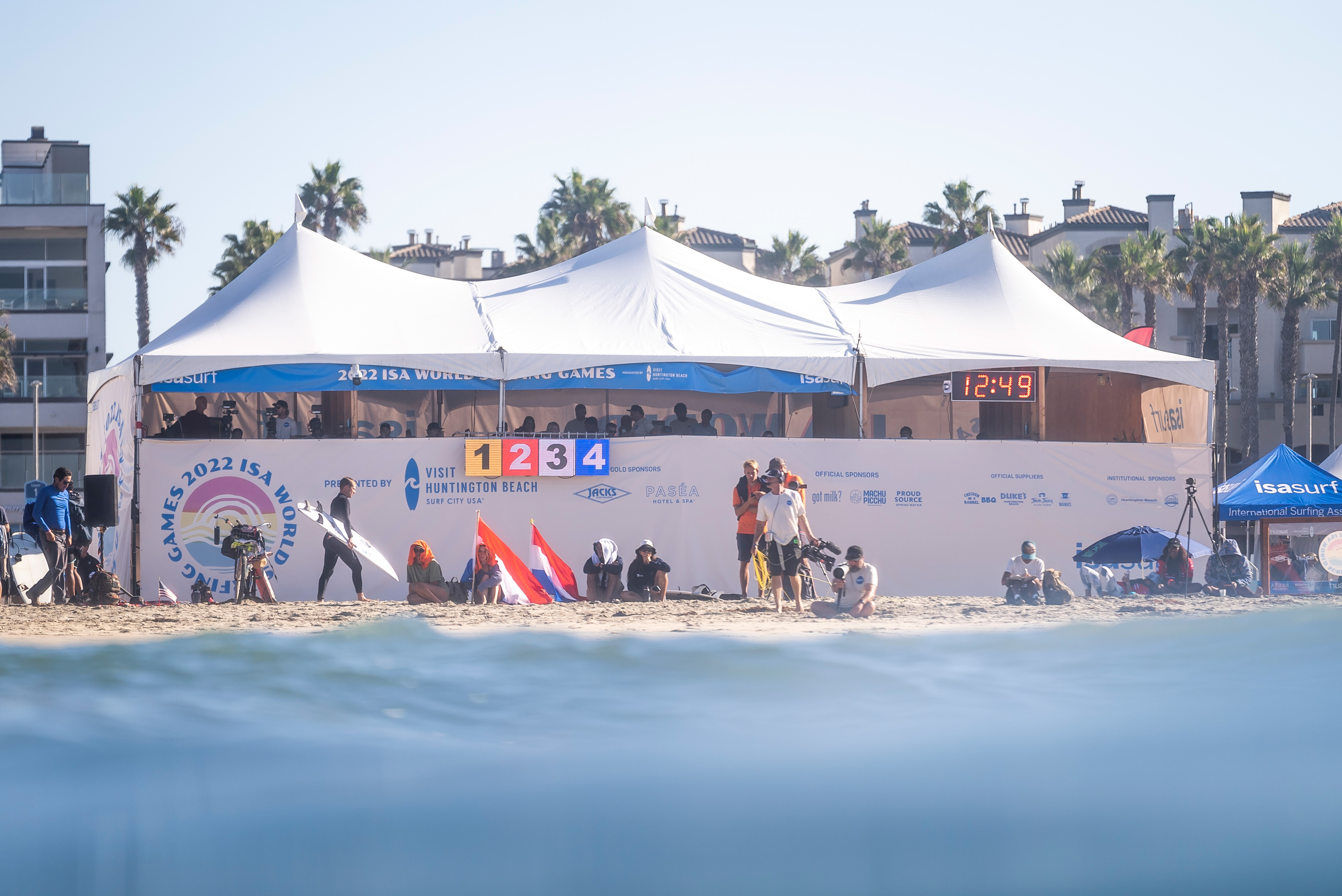 Eventos da ISA, como o World Surfing Games, terão participação de surfistas transgêneros.