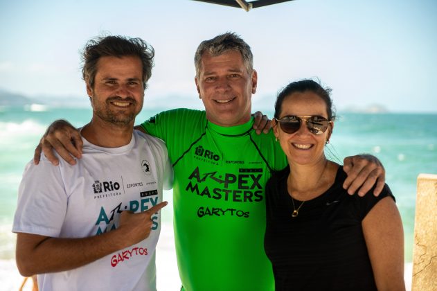 Guilherme Aguiar e Luiz Vasconcelos, Rusty Arpex Masters, Praia do Diabo (RJ). Foto: Ana Paula Vasconcelos.