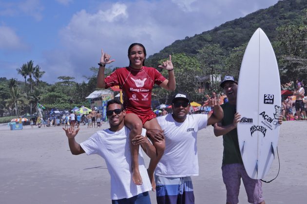 Giovanna Donato, Hang Loose Surf Attack 2022, Praia de Camburi, São Sebastião (SP). Foto: Munir El Hage.