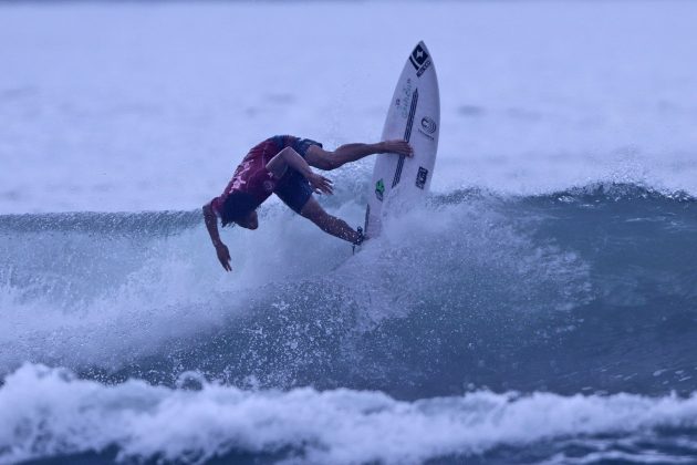 Guilherme Fernandes, Hangloose Surf Attack 2022, Praia de Camburi, São Sebastião (SP). Foto: Munir El Hage.