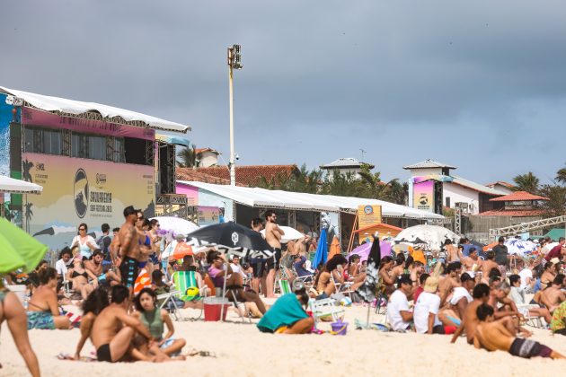 Saquarema Surf Festival, Praia de Itaúna, Saquarema (RJ). Foto: Daniel Smorigo.