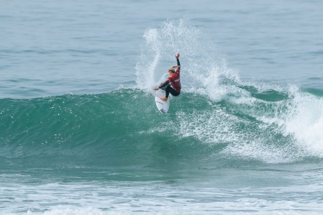 Sophie McCulloch, EDP Vissla Pro Ericeira, Ribeira D'Ilhas, Portugal. Foto: WSL / Poullenot.