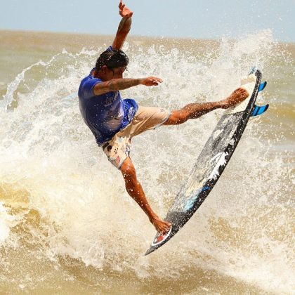Isaías Silva, CBsurf em Água Doce, Ilha do Mosqueiro (PA). Foto: Rogério Fernandez.