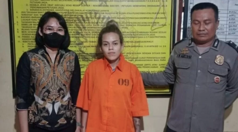 Manuela Vitória de Araújo Farias foi presa no Aeroporto Internacional de Bali com 3 kg de cocaína.