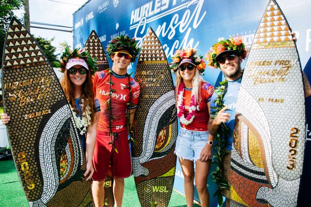 Caroline Marks, Griffin Colapinto, Molly Picklum e Filipe Toledo, Pro Sunset Beach 2023, North Shore de Oahu, Havaí. Foto: WSL / Heff.