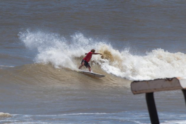 Hugo Netto, Quissamã Surf Pro AM 2023, Barra do Furaco, Norte Fluminense (RJ). Foto: Cesar Aiello.