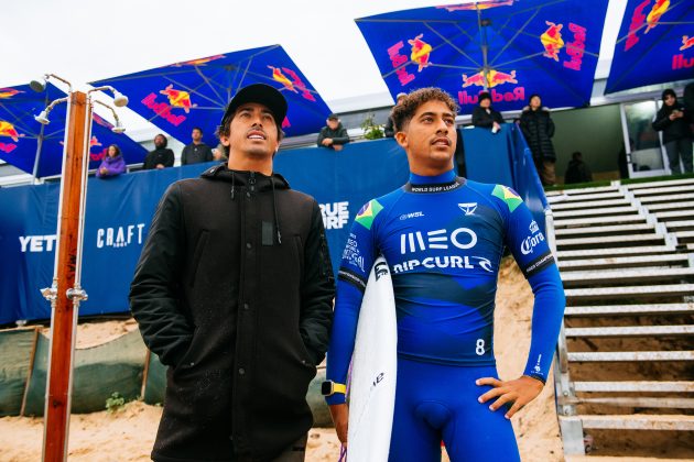 Miguel e Samuel Pupo, MEO Pro Portugal 2023, Supertubos, Peniche. Foto: WSL / Thiago Diz.