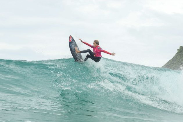 Cauã Demski, campeão Sub 12, Circuito Surf Talentos Oceano, Praia do Silveira, Garopaba (SC). Foto: Marcio David.