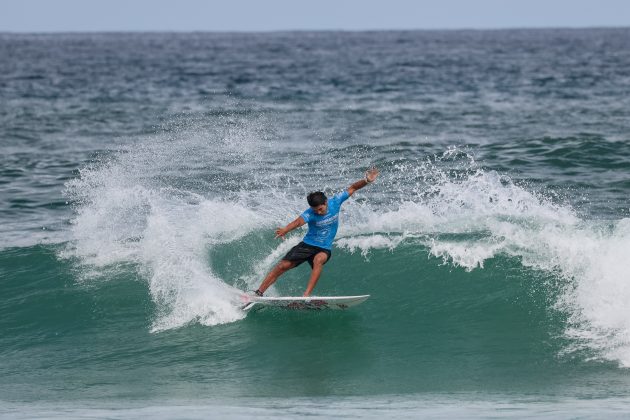 Daniel Adisaka, Saquarema Surf Festival, praia de Itaúna (RJ). Foto: Daniel Smorigo.