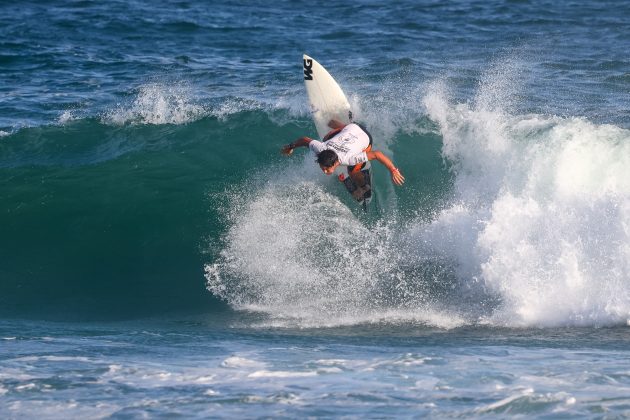 Diego Aguiar, Saquarema Surf Festival, Praia de Itaúna (RJ). Foto: Daniel Smorigo.