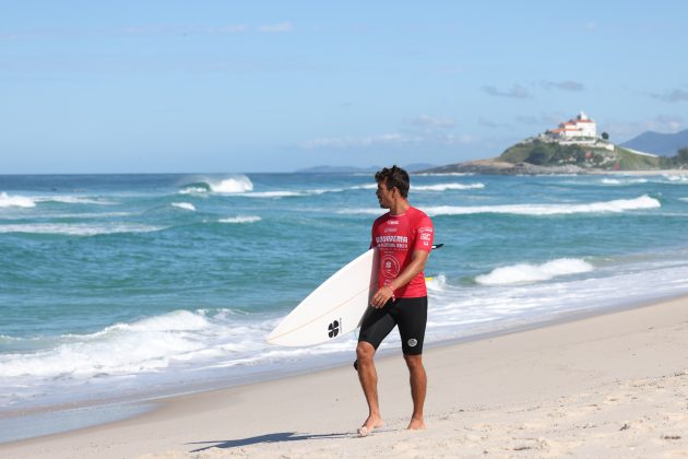 Felipe Oliveira, Saquarema Surf Festival, Praia de Itaúna (RJ). Foto: Daniel Smorigo.