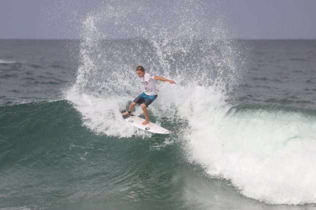 Heitor Mueller, Saquarema Surf Festival, Praia de Itaúna (RJ). Foto: Daniel Smorigo.