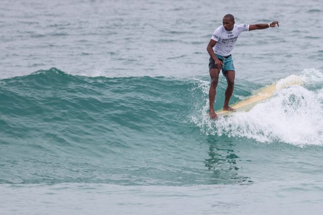 Jefson Silva, Saquarema Surf Festival, Praia de Itaúna (RJ). Foto: Daniel Smorigo.
