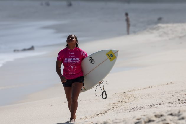 Juliana Santos, Saquarema Surf Festival, Praia de Itaúna (RJ). Foto: Daniel Smorigo.