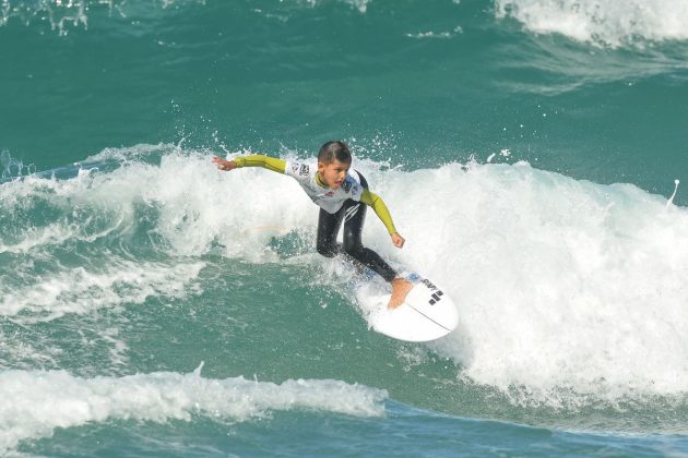 Keoni Zanoni, campeão Sub 8, Circuito Surf Talentos Oceano, Praia do Silveira, Garopaba (SC). Foto: Marcio David.