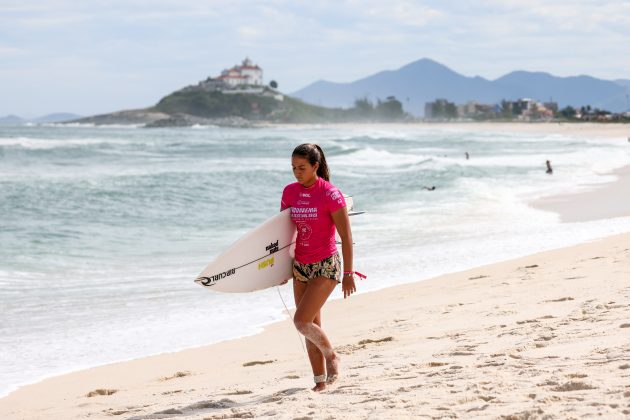 Sophia Medina, Saquarema Surf Festival, praia de Itaúna (RJ). Foto: Daniel Smorigo.