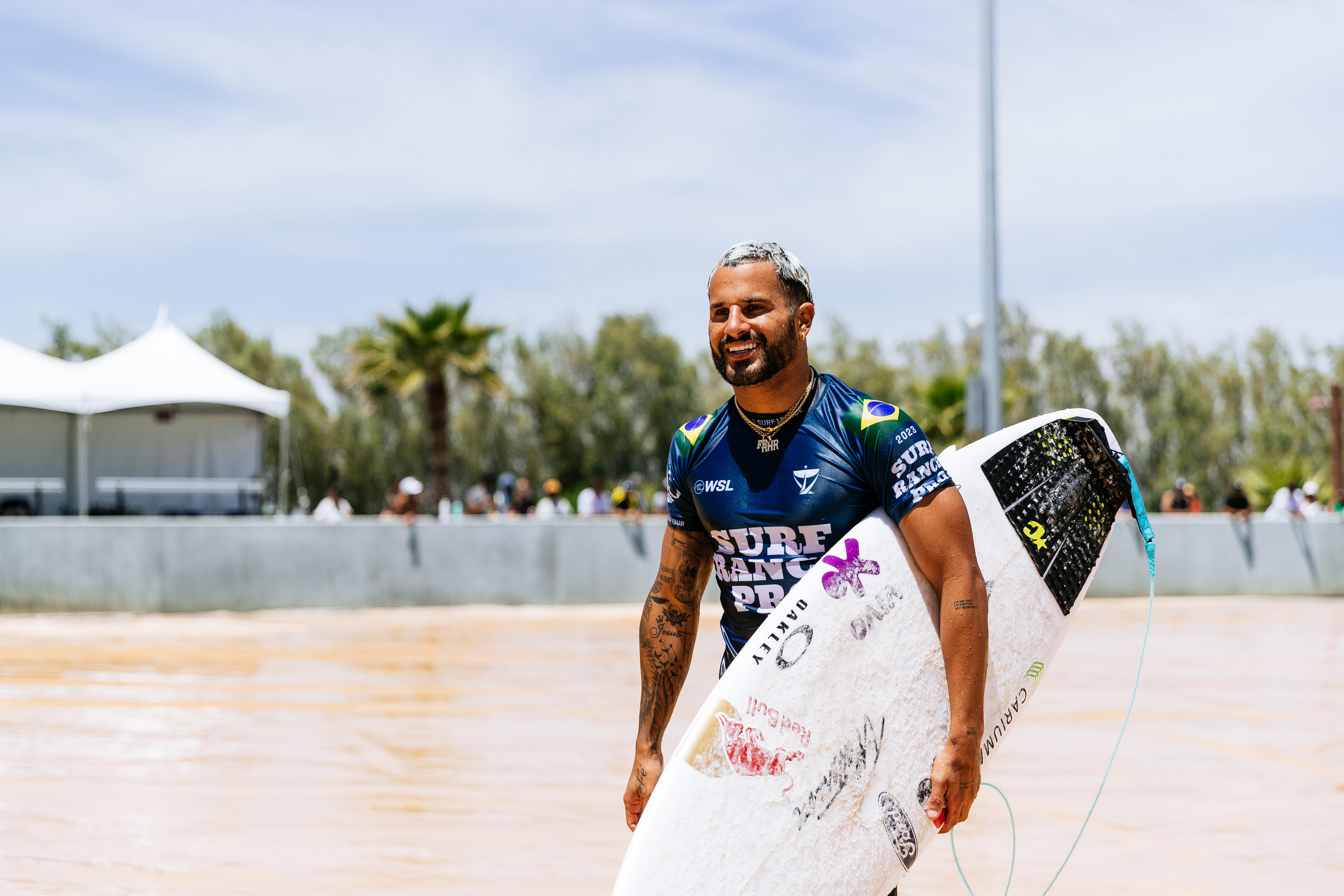 Italo Ferreira faz sua primeira final no Surf Ranch Pro.