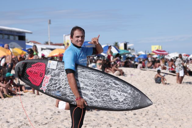 Luel Felipe, Saquarema Surf Festival, Praia de Itaúna (RJ). Foto: Daniel Smorigo.
