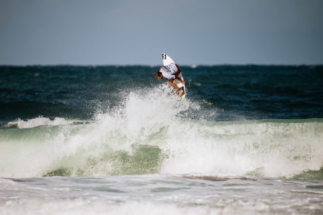Miguel Tudela (PER), Sydney Surf Pro 2023, North Narrabeen, Austrália. Foto: WSL / Beatriz Ryder.