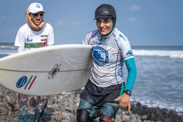 Setareh Mazhari, Dia 3, Surf City El Salvador ISA World Surfing Games 2023, La Bocana, El Salvador. Foto: ISA / Sean Evans.