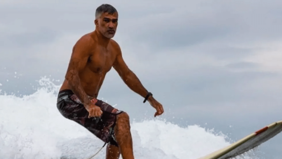 Wilson Moya morre enquanto praticava de Stand UP Paddle na Praia de Pitangueiras.
