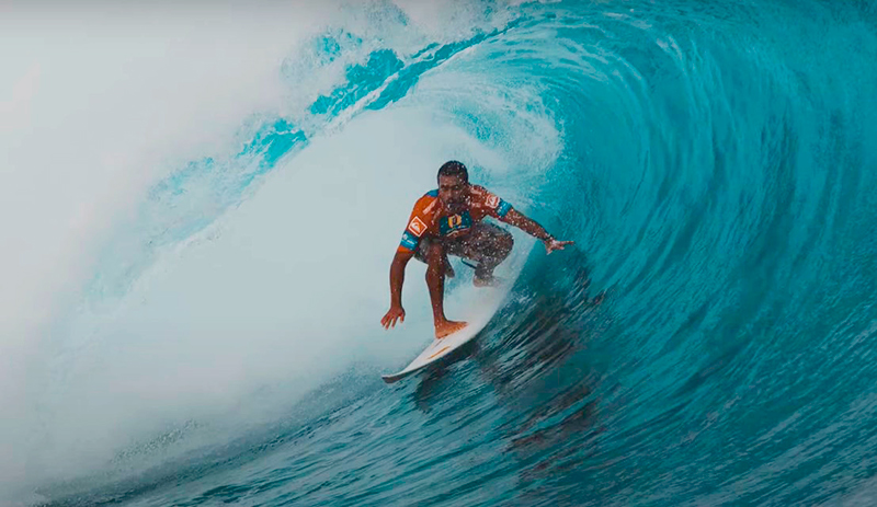 Victor Ribas mostrou muita técnica para sagrar-se vice-campeão do Globe Fiji Pro 1999, etapa do CT vencida por Mark Occhilupo.