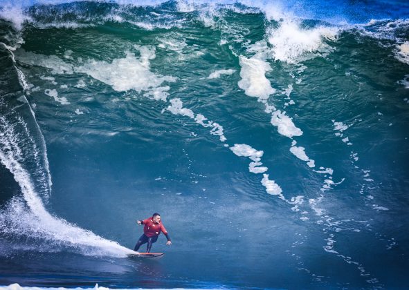 Fabiano Passos, Itacoatiara Big Wave 2023, Niterói (RJ). Foto: Tony D'Andrea.