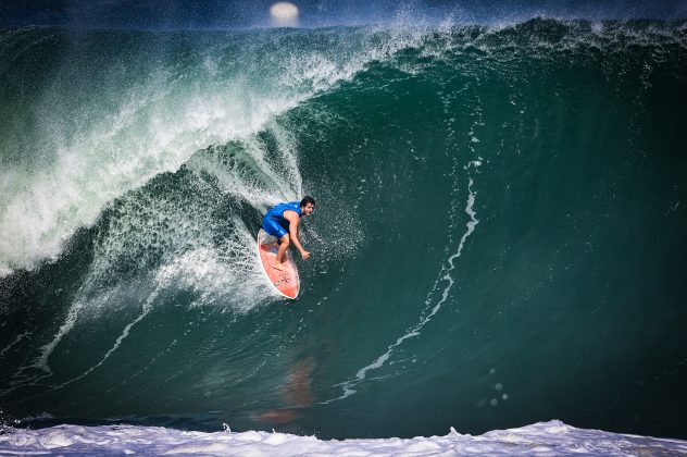 Pedro Calado, Itacoatiara Big Wave 2023, Niterói (RJ). Foto: Tony D'Andrea.