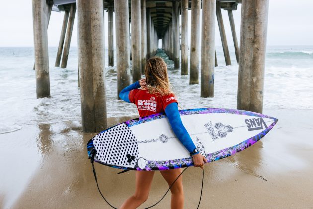Bella Kenworthy, US Open of Surfing 2023, Huntington Beach, Califórnia (EUA). Foto: WSL / Pat Nolan.