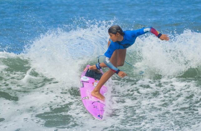 Carol Bastides, Hang Loose Surf Attack 2023, Camburi, São Sebastião (SP). Foto: Erik Medalha.
