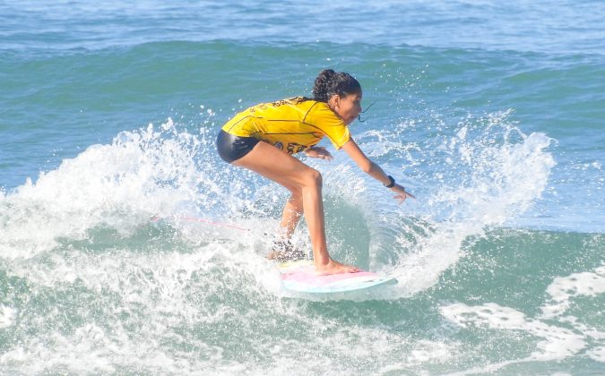 Maya Calixto, Hang Loose Surf Attack 2023, Camburi, São Sebastião (SP). Foto: Erik Medalha.