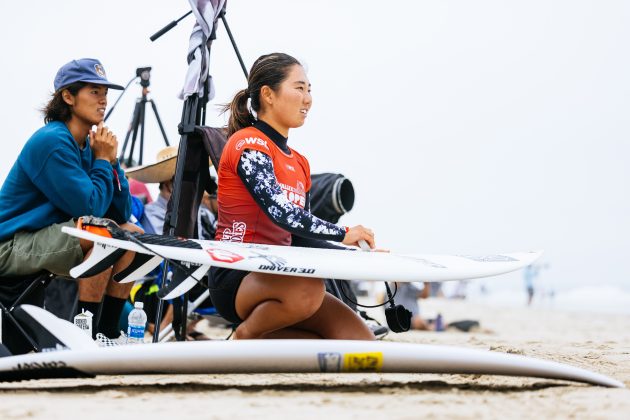 Nanaho Tsuzuki, US Open of Surfing 2023, Huntington Beach, Califórnia (EUA). Foto: WSL / Pat Nolan.
