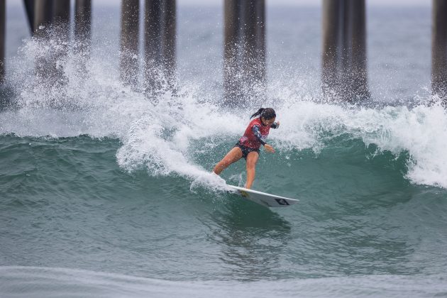 Nanaho Tsuzuki, US Open of Surfing 2023, Huntington Beach, Califórnia (EUA). Foto: WSL / Kenny Morris.