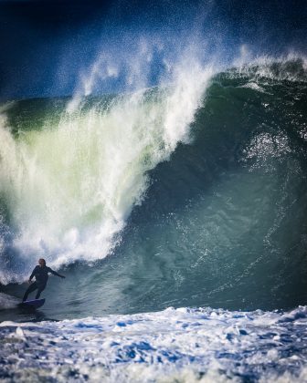 Willyam Santana, Itacoatiara Big Wave 2023, Niterói (RJ). Foto: Tony D'Andrea.