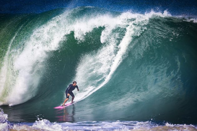 Ian Cosenza, Itacoatiara Big Wave 2023, Niterói (RJ). Foto: Tony D'Andrea.