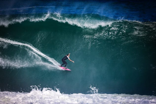 Michelle Des Bouillons, Itacoatiara Big Wave 2023, Niterói (RJ). Foto: Tony D'Andrea.