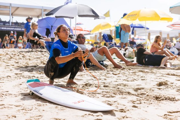 Ariane Ochoa, US Open of Surfing 2023, Huntington Beach, Califórnia (EUA). Foto: WSL / Pat Nolan.