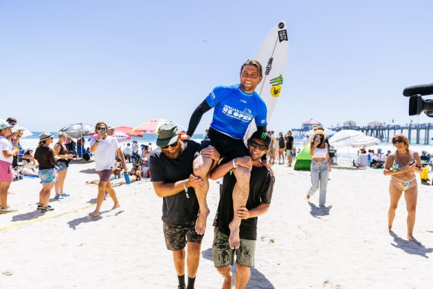 Conner Coffin, US Open of Surfing 2023, Huntington Beach, Califórnia (EUA). Foto: WSL / Kenny Morris.