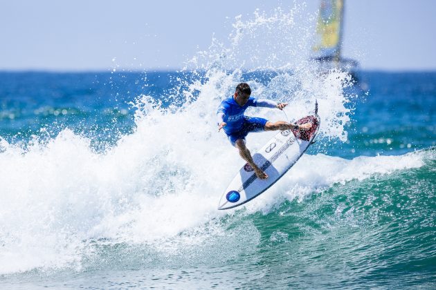 Deivid Silva, US Open of Surfing 2023, Huntington Beach, Califórnia (EUA). Foto: WSL / Pat Nolan.