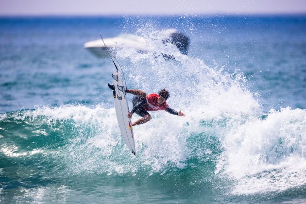 Eli Hanneman, US Open of Surfing 2023, Huntington Beach, Califórnia (EUA). Foto: WSL / Kenny Morris.