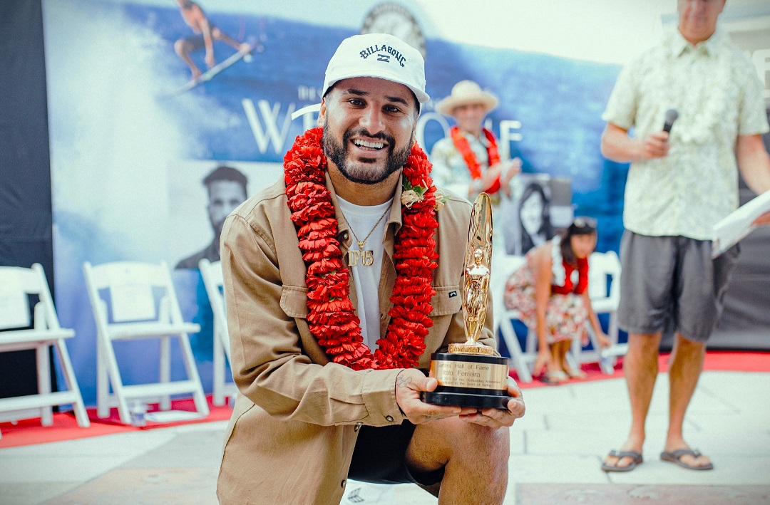 Italo Ferreira é o primeiro brasileiro no Hall da Fama dos Surfistas.