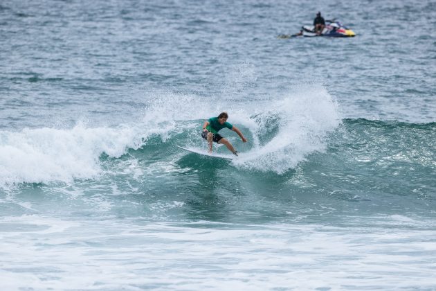 Léo Casal, US Open of Surfing 2023, Huntington Beach, Califórnia (EUA). Foto: WSL / Pat Nolan.