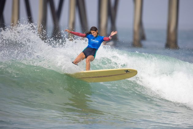 Liv Stokes, Huntington Beach Longboard Classic 2023, Califórnia (EUA). Foto: WSL / Tommy Pierucki.