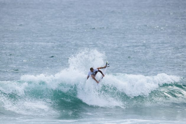 Miguel Tudela, US Open of Surfing 2023, Huntington Beach, Califórnia (EUA). Foto: WSL / Pat Nolan.