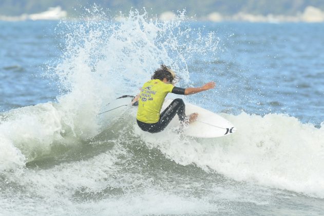 Ryan Martins, Circuito Surf Talentos Oceano 2023, Praia Central de Balneário Camboriú (SC). Foto: Marcio David.