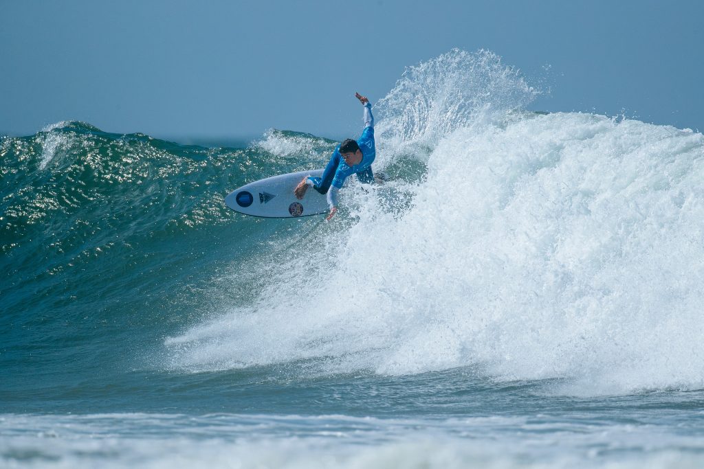 Deivid Silva começa bem no EDP Vissla Ericeira Pro 2023.