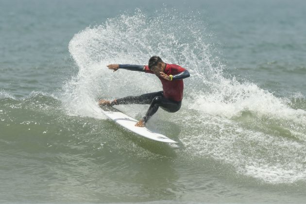 Esdras Morais, Circuito Surf Talentos 2023, Praia da Joaquina, Florianópolis (SC). Foto: Márcio David.