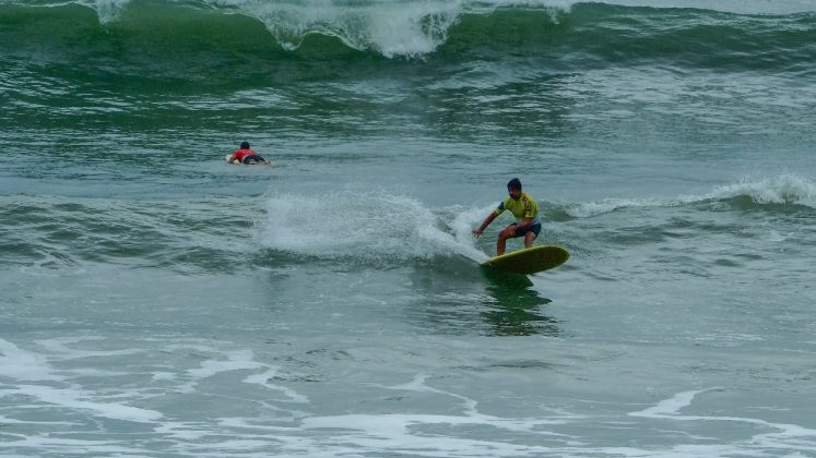 Luciano Sant'anna, Festival Caraguatatubense de Surf 2023, Praia do Sapê, Ubatuba (SP). Foto: Rafael Roveran.
