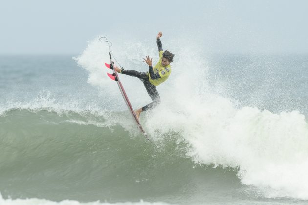 Henrique Venceslau, Circuito Surf Talentos 2023, Praia da Joaquina, Florianópolis (SC). Foto: Márcio David.